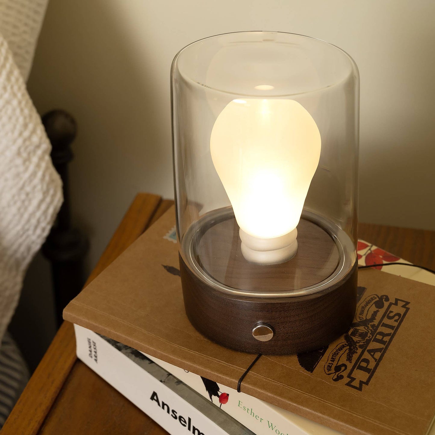NightBULB with Almost Black Base