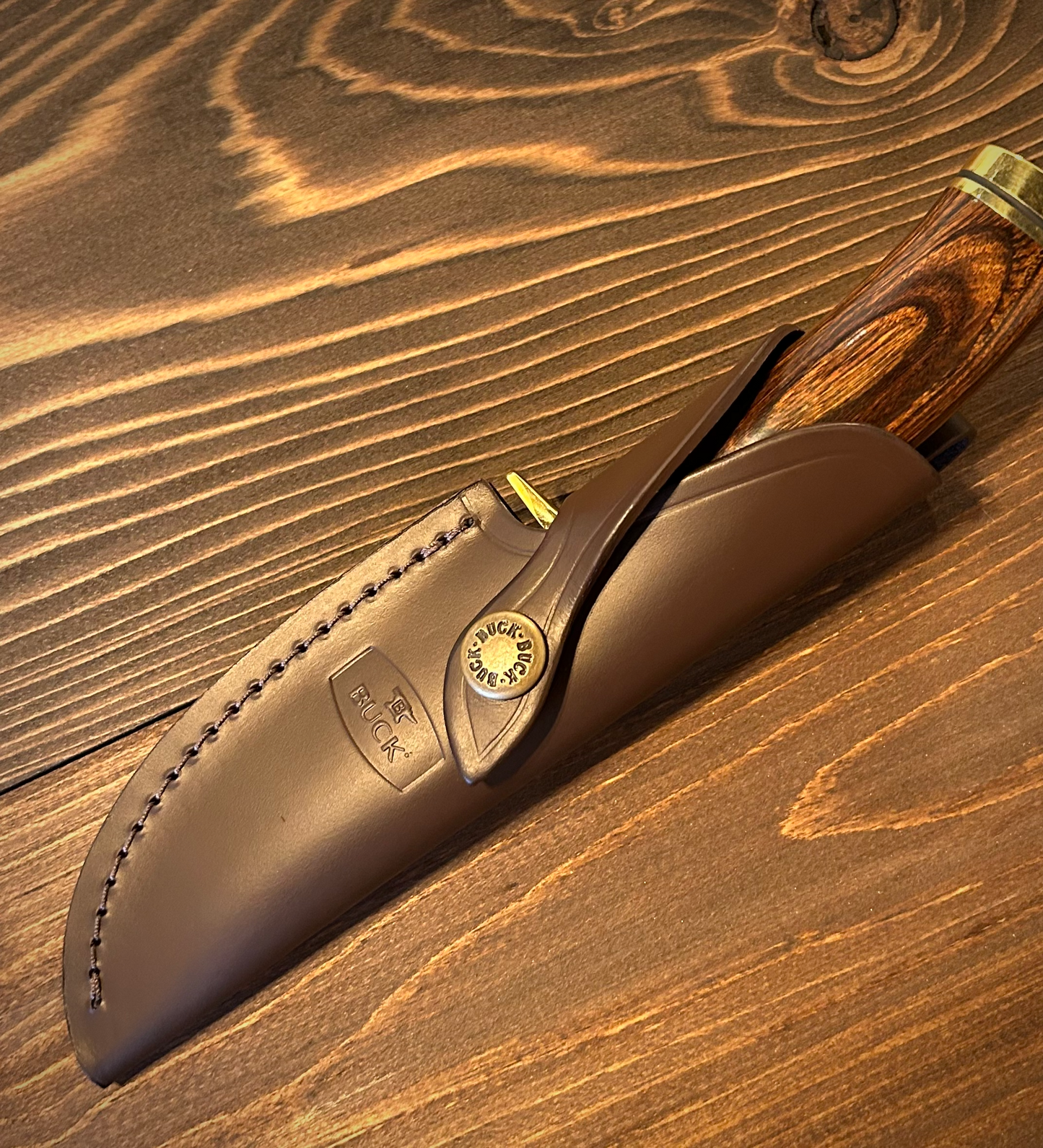 Buck 192 Vanguard® Heritage Walnut Knife