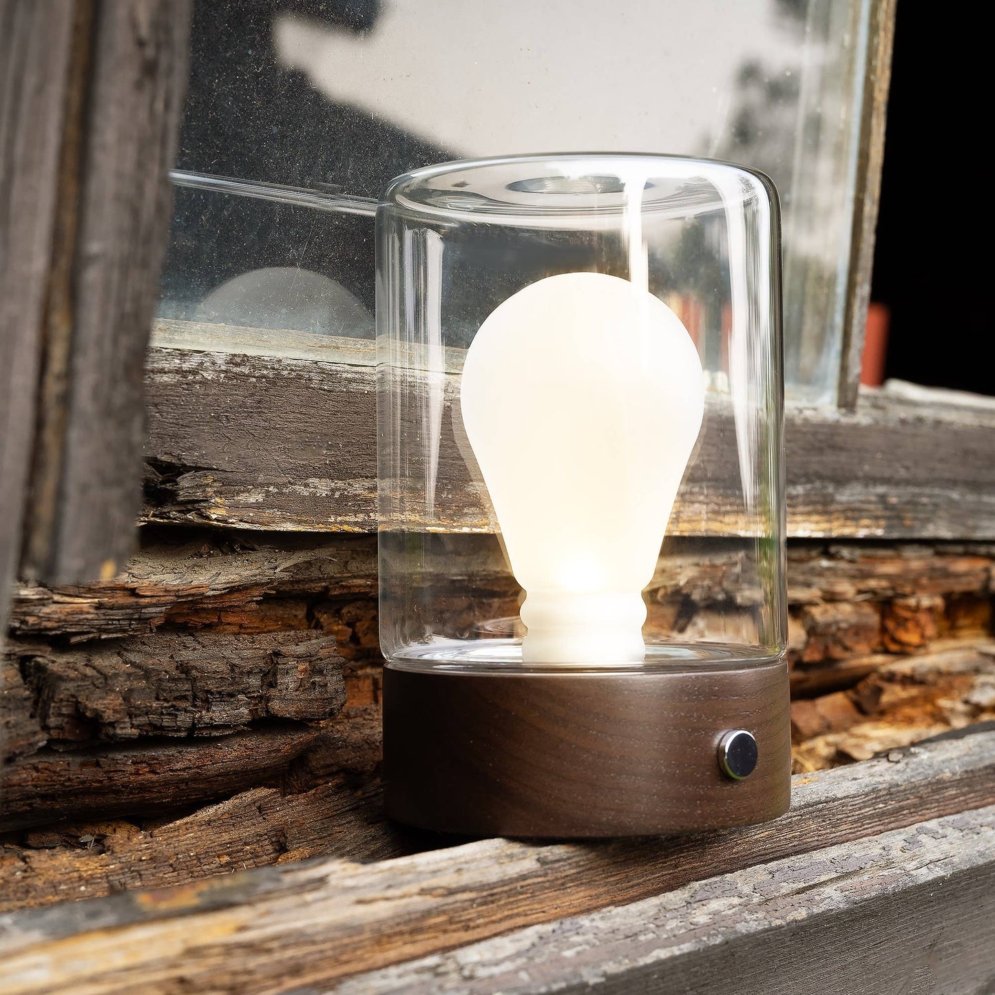 NightBULB with Almost Black Base