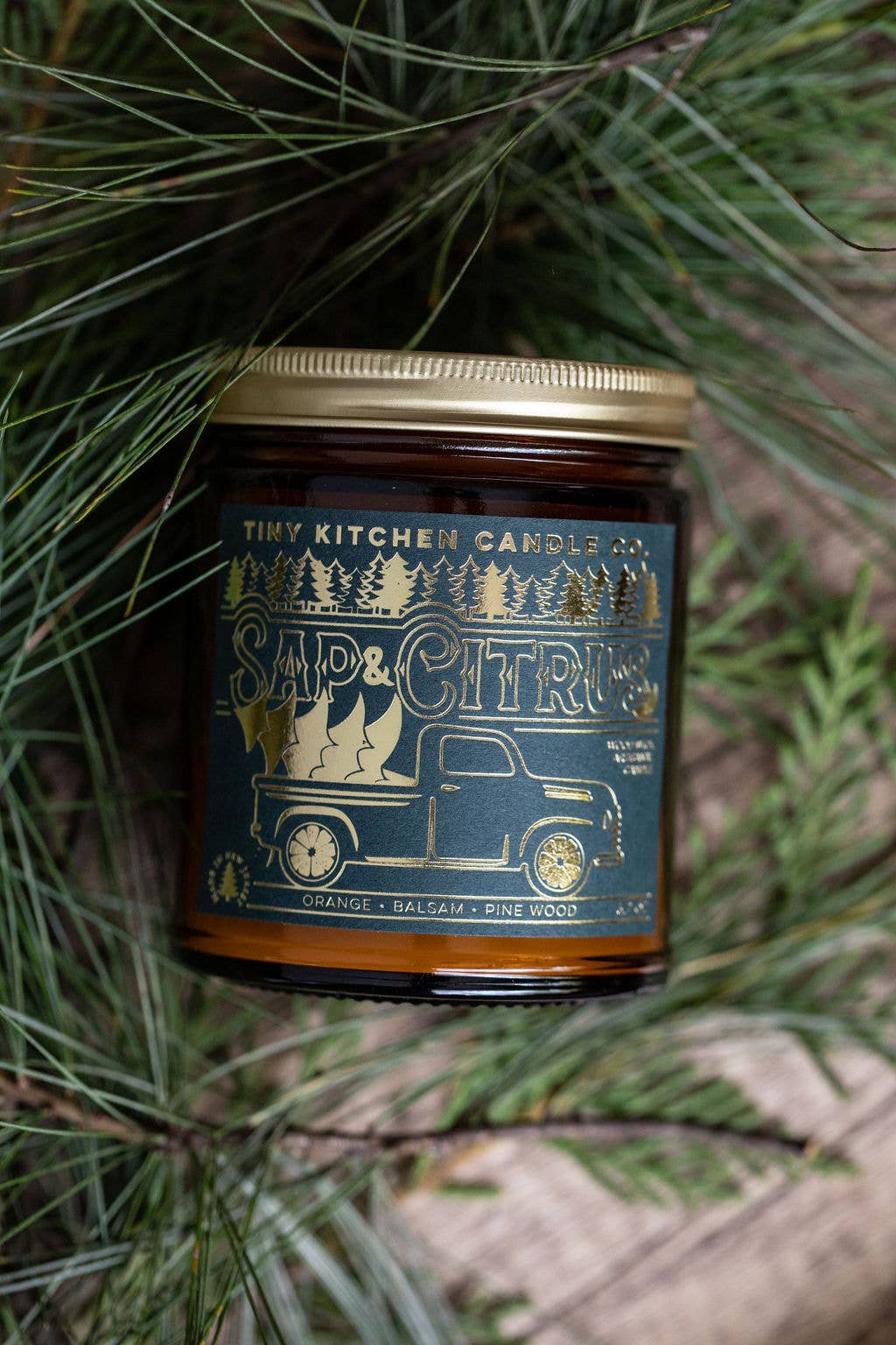 Holiday Handpoured Wood Wick 8 oz. Amber Glass Candles (4 Scents)