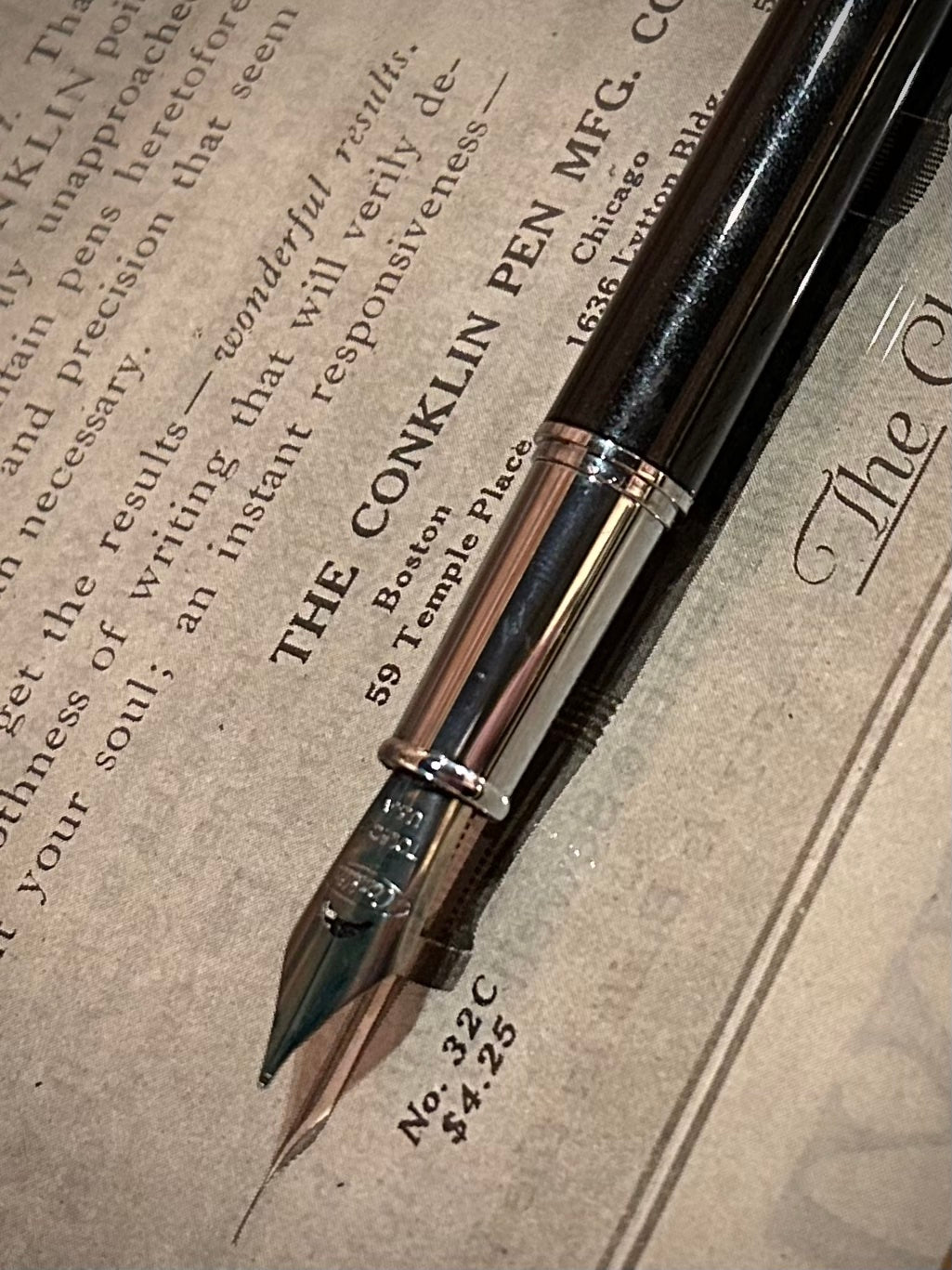 Conklin Coronet™ Black Fountain Pen