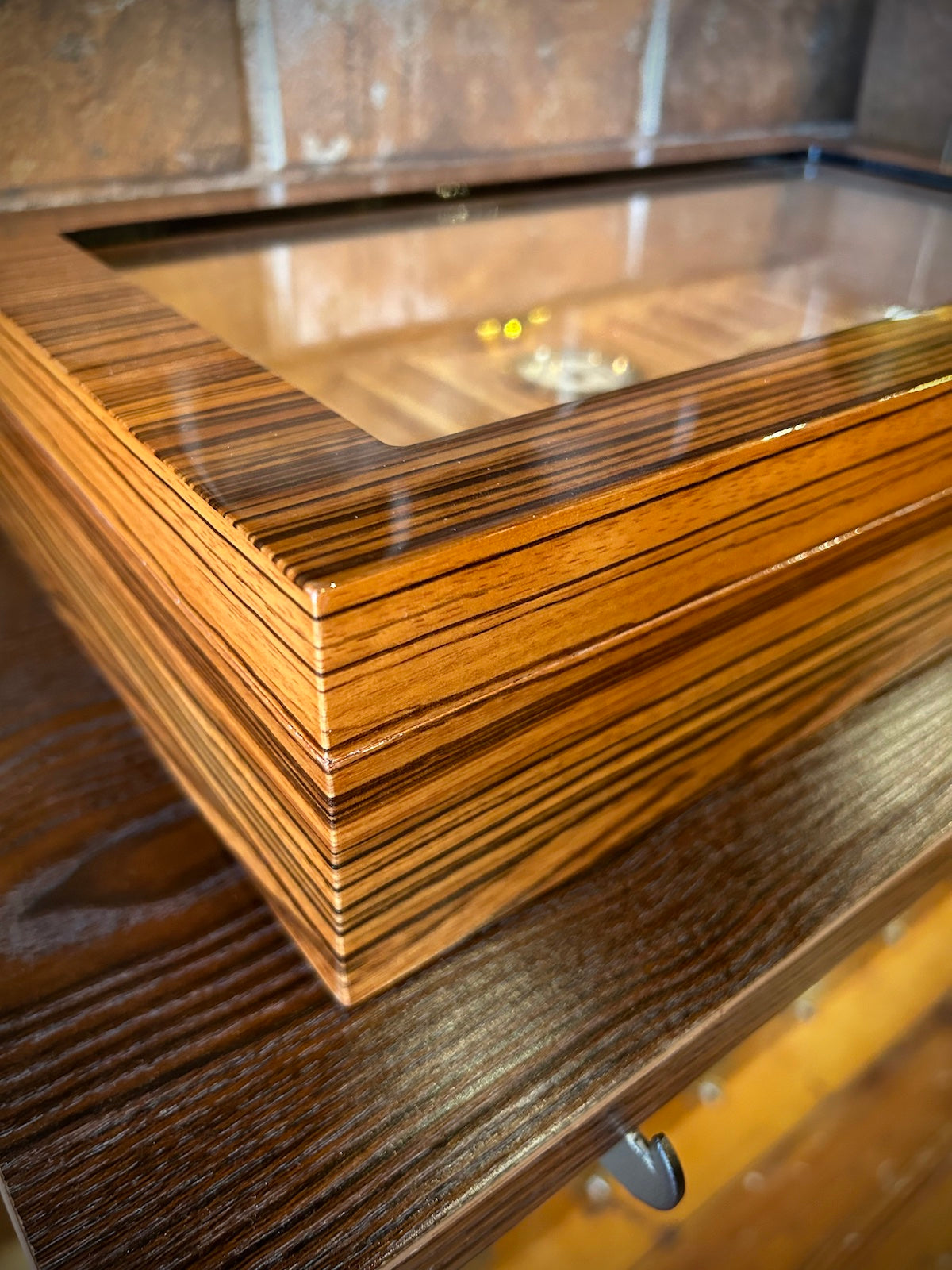 The Dario Cigar Humidor
