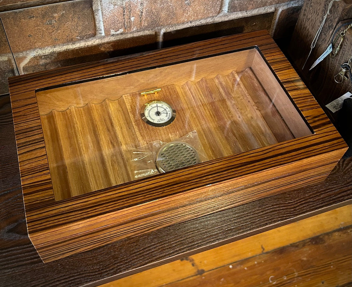 The Dario Cigar Humidor