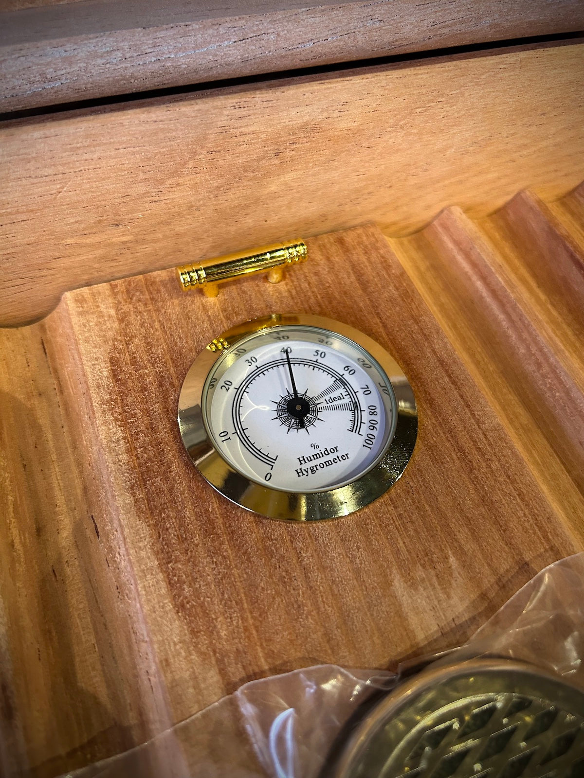 The Dario Cigar Humidor