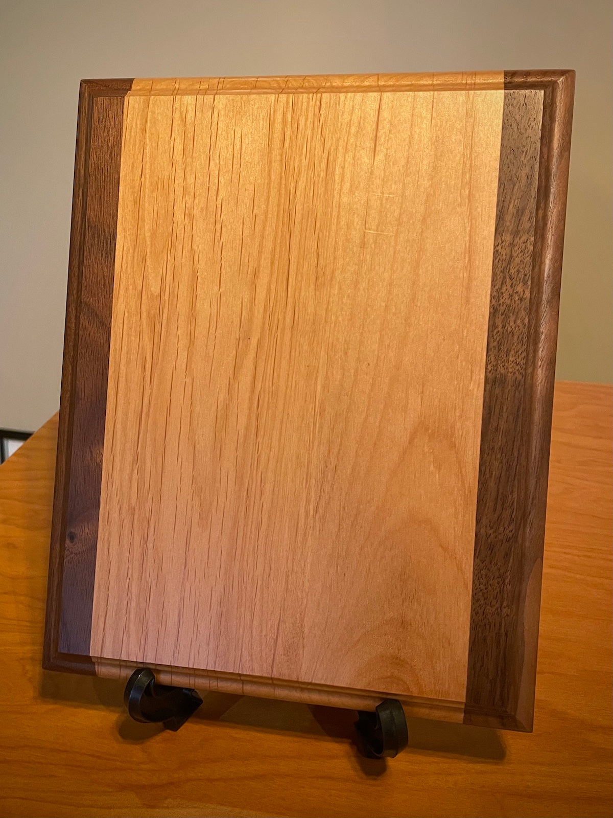 Genuine Red Alder and Walnut Plaque