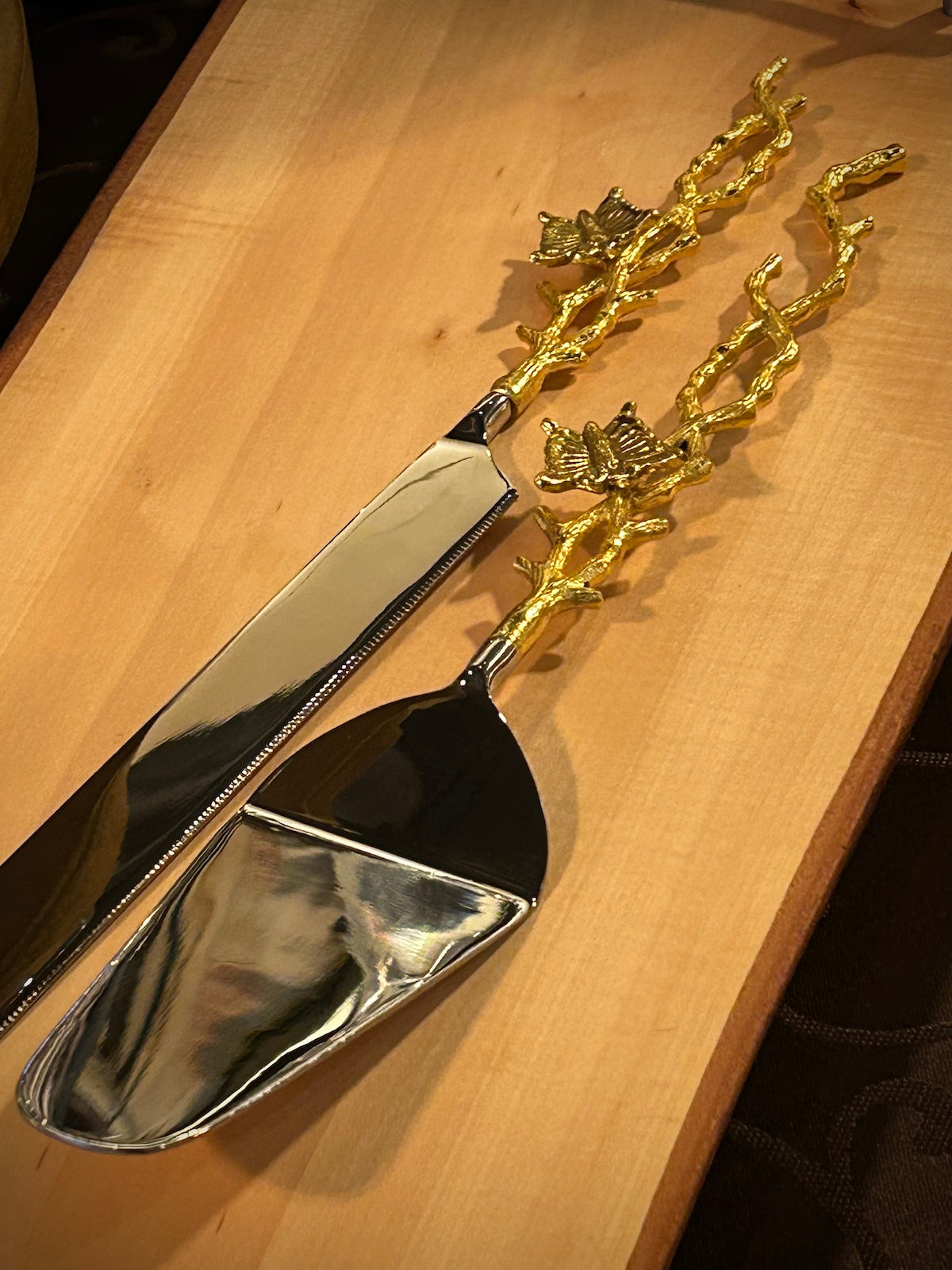Gold Twig with Butterfly Accent Handle Cake Knife & Server