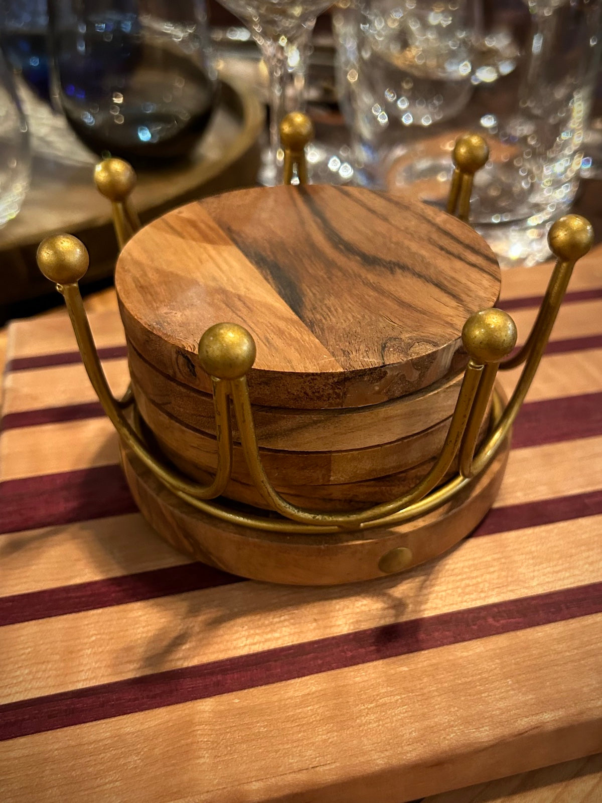 Godinger Set of Four Acacia Coasters with Gold Crown Stand