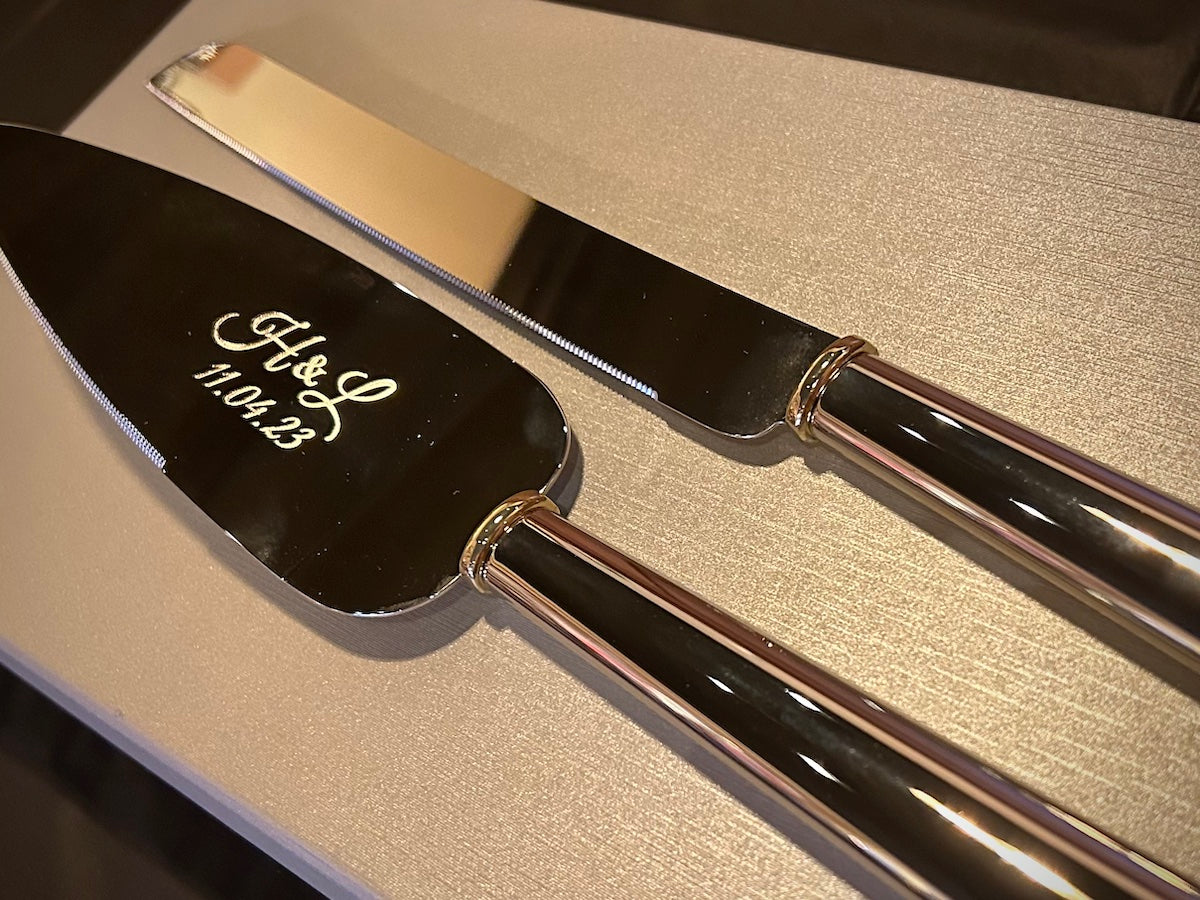 Gold Ring Band Silver Handle Cake Knife & Server Set