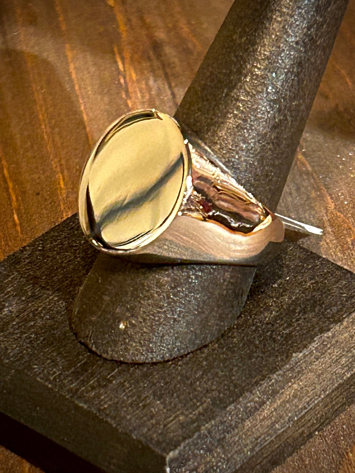Mens Stainless Steel Polished Round Signet Ring