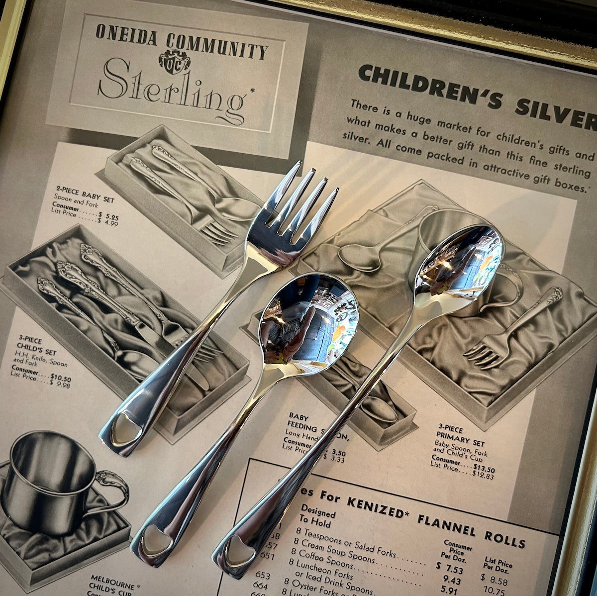 Oneida Community Little Love 3 Piece Baby Feeding Set