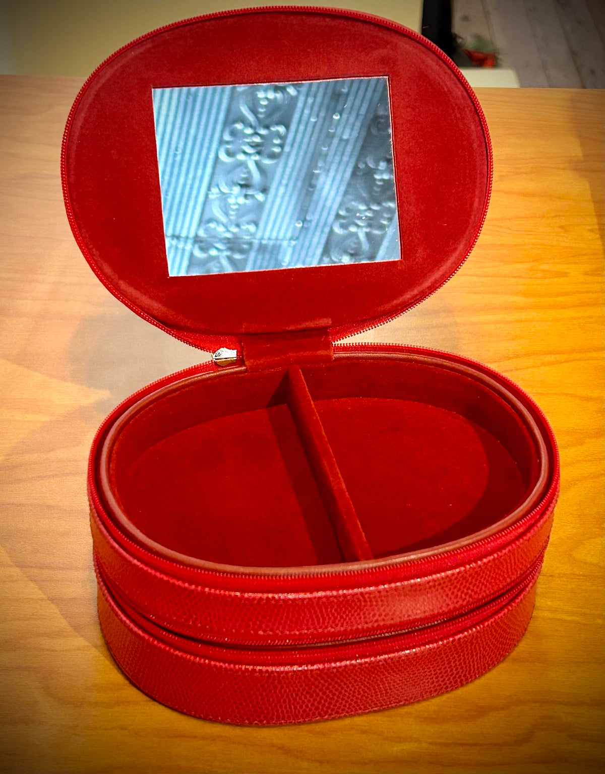 Red "Lizard" Leather Jewelry Case