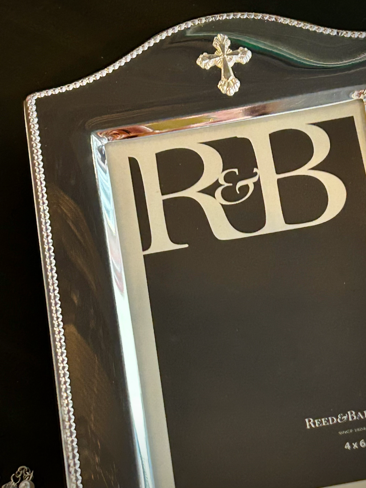Reed & Barton Abbey Cross 4x6 Silverplate Picture Frame
