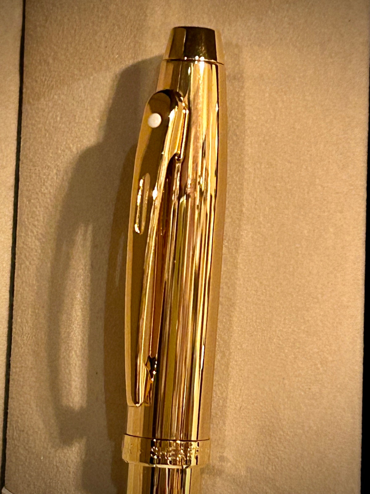 Sheaffer 100 Glossy PVD Gold with Gold Trim Ballpoint Pen