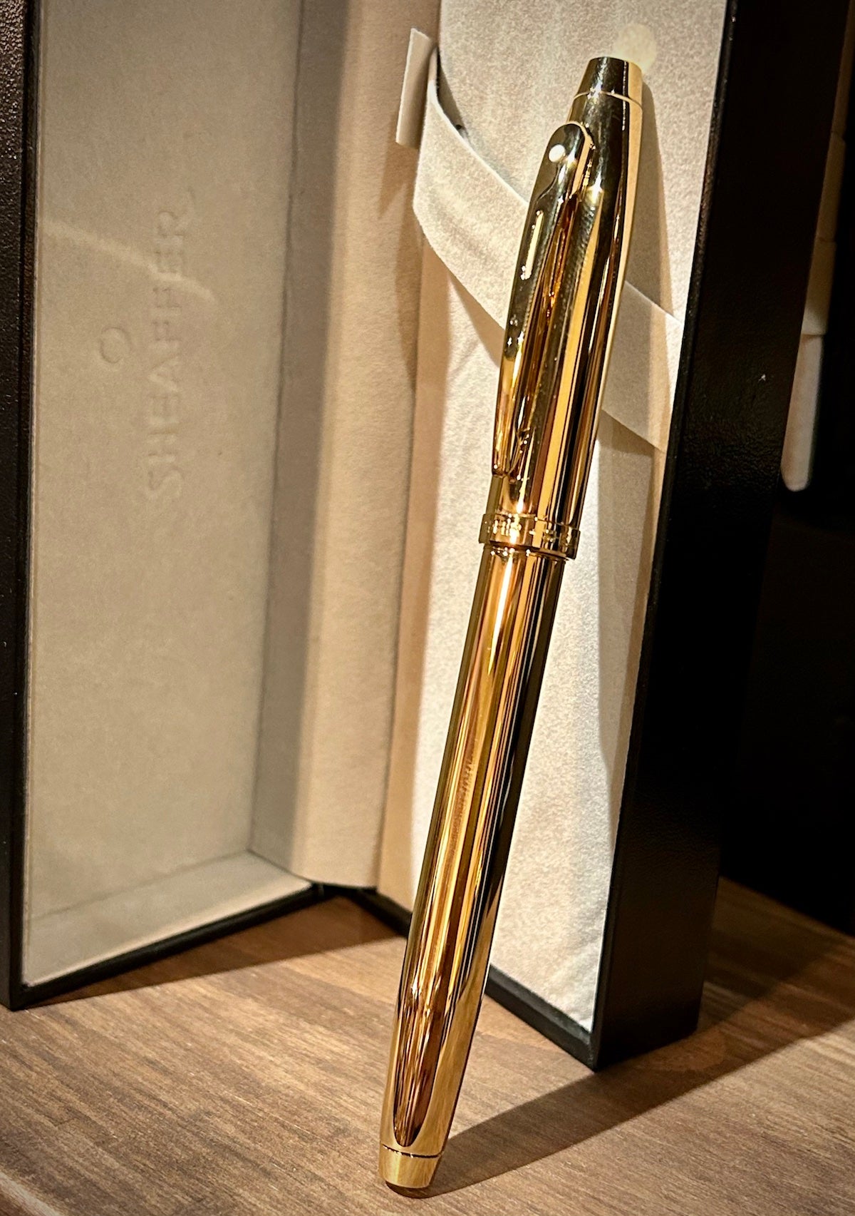 Sheaffer 100 Glossy PVD Gold with Gold Trim Fountain Pen