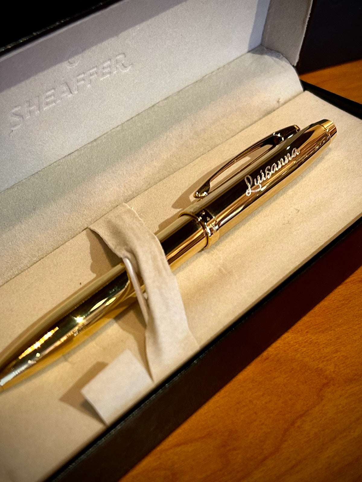 Sheaffer 100 Glossy PVD Gold with Gold Trim Ballpoint Pen