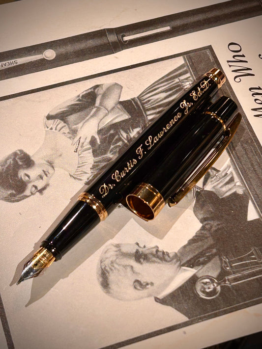 Sheaffer 300 Glossy Black with Gold Trim Fountain Pen