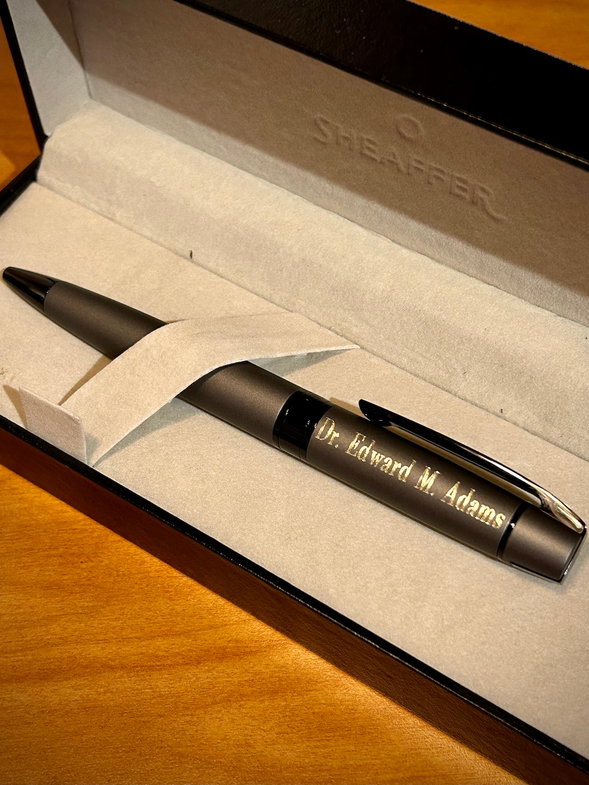 Sheaffer 300 Matte Gray with Polished Black Trim Ballpoint Pen