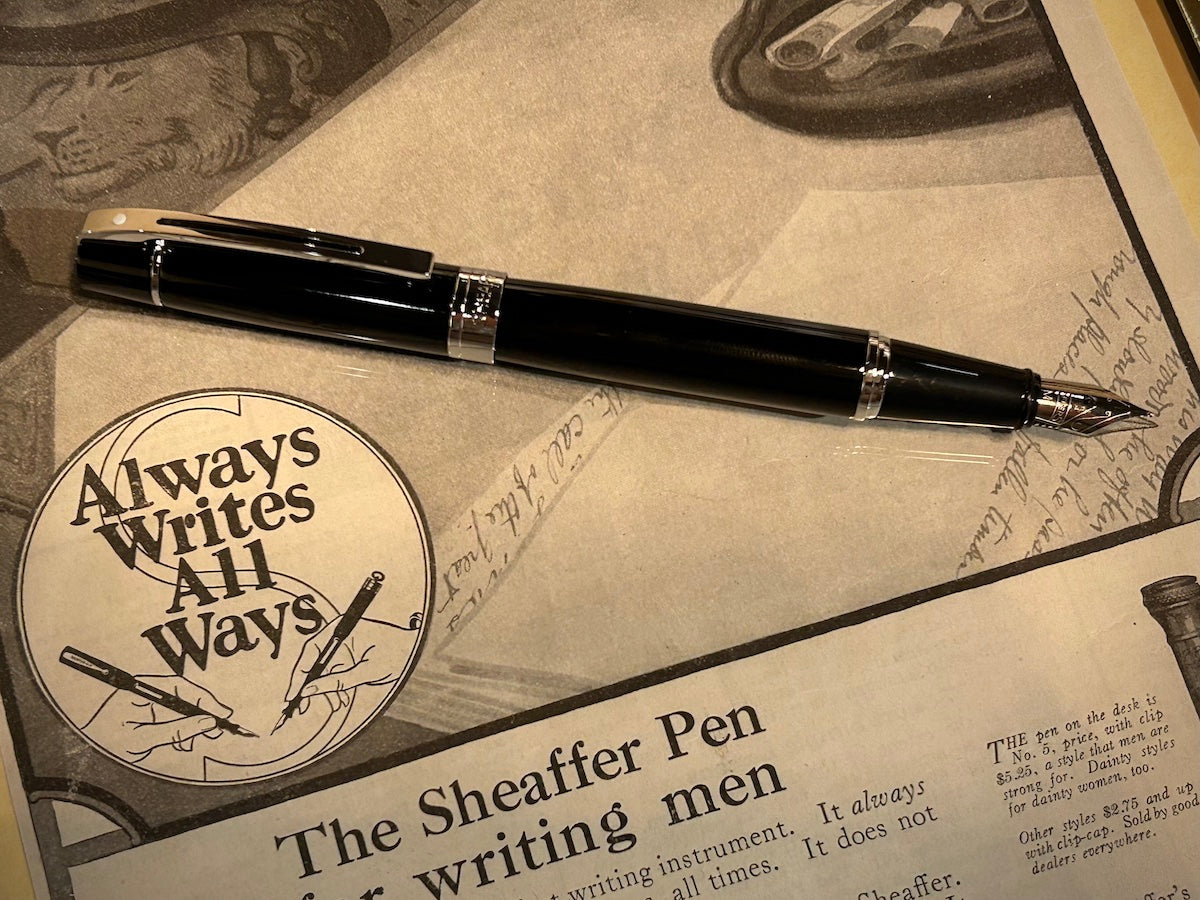 Sheaffer 300 Glossy Black with Chrome Trim Fountain Pen