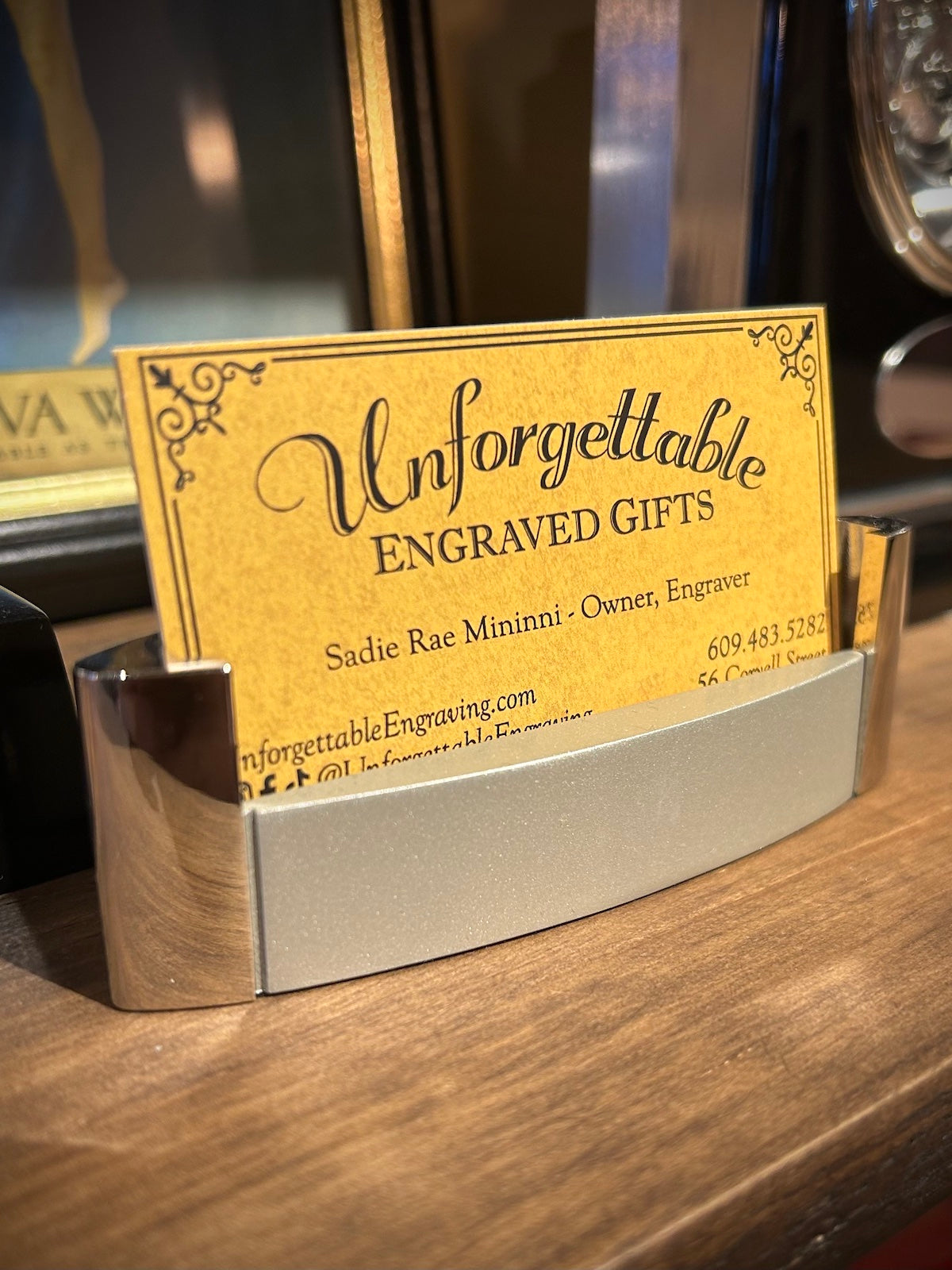 Shiny & Satin Finish Silver Plated Business Card Desk Holder
