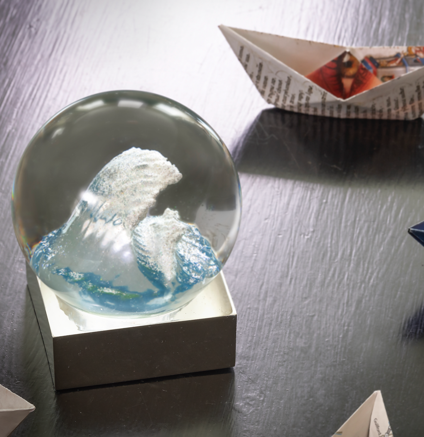 The Wave Snow Globe