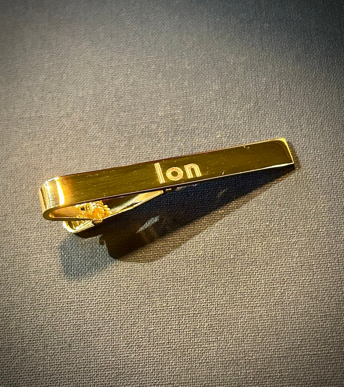 18kt Gold Classic Tie Bar