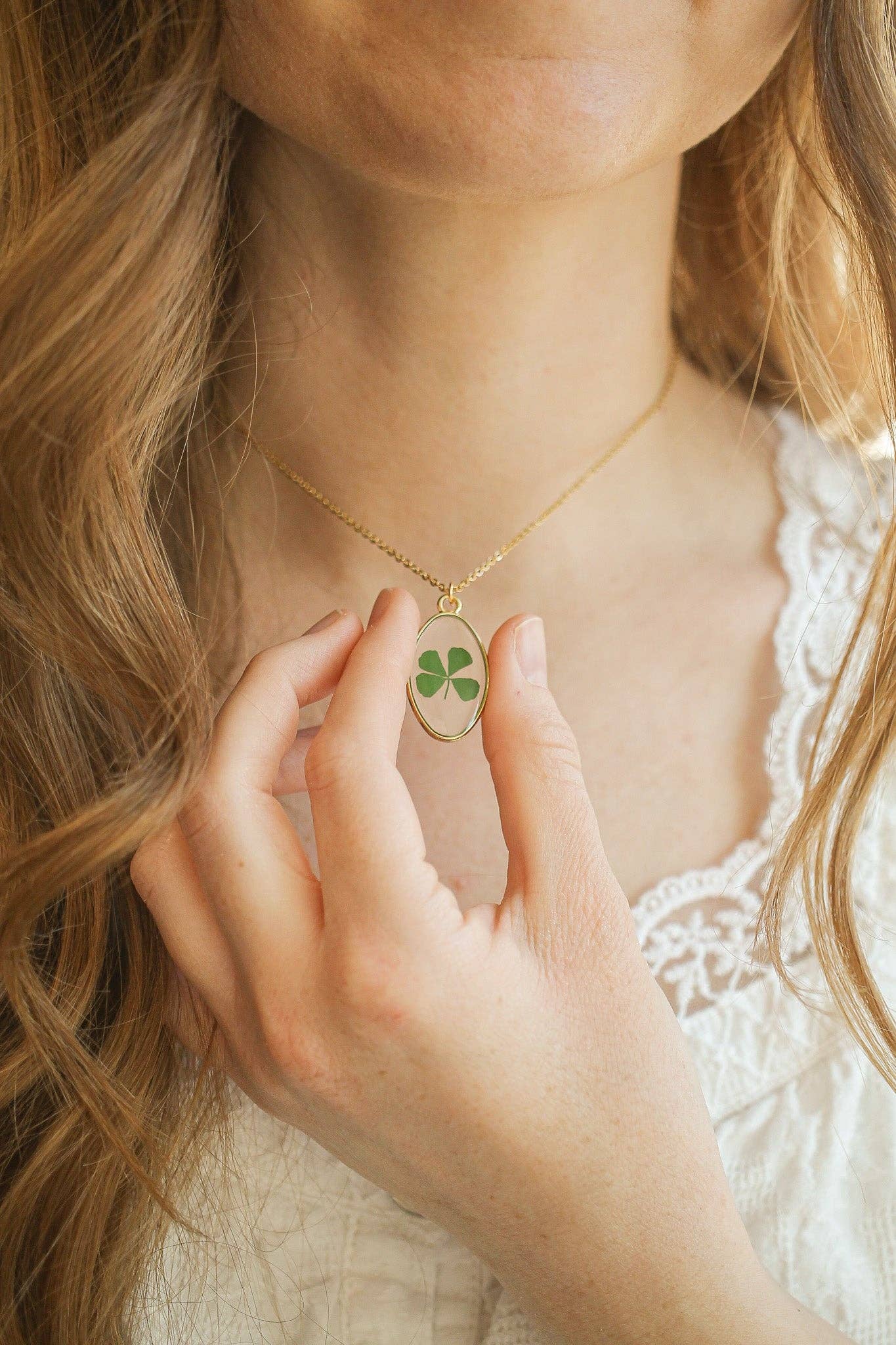 Lucky Charm Real 4 Leaf Clover Necklace