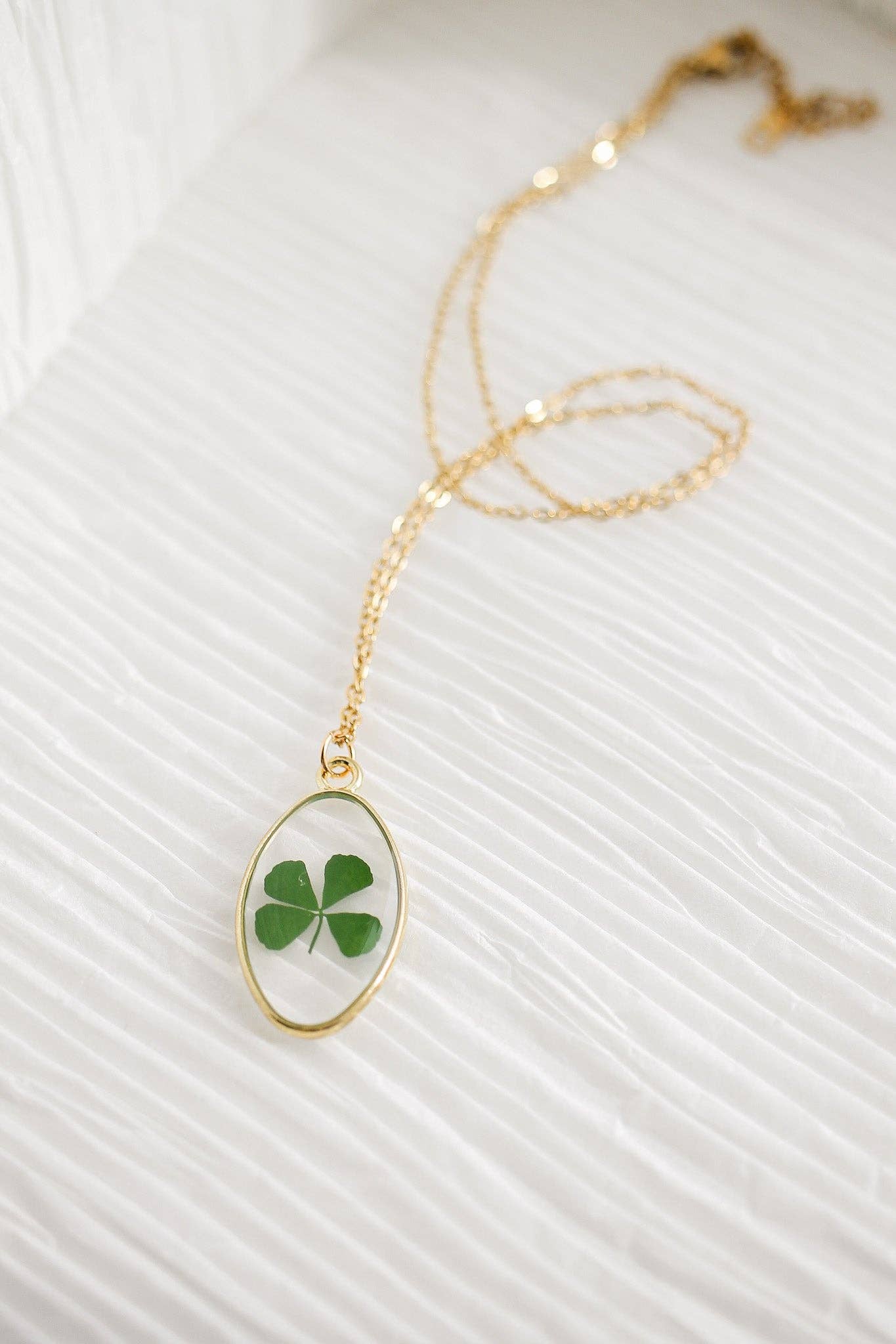 Lucky Charm Real 4 Leaf Clover Necklace