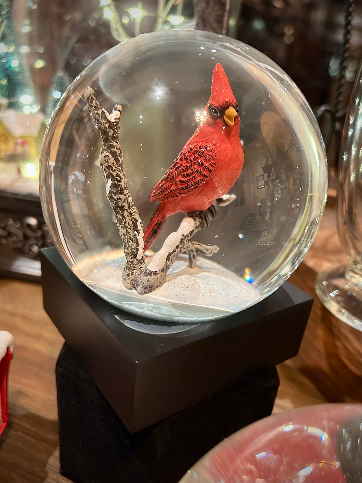 Cardinal Snow Globe