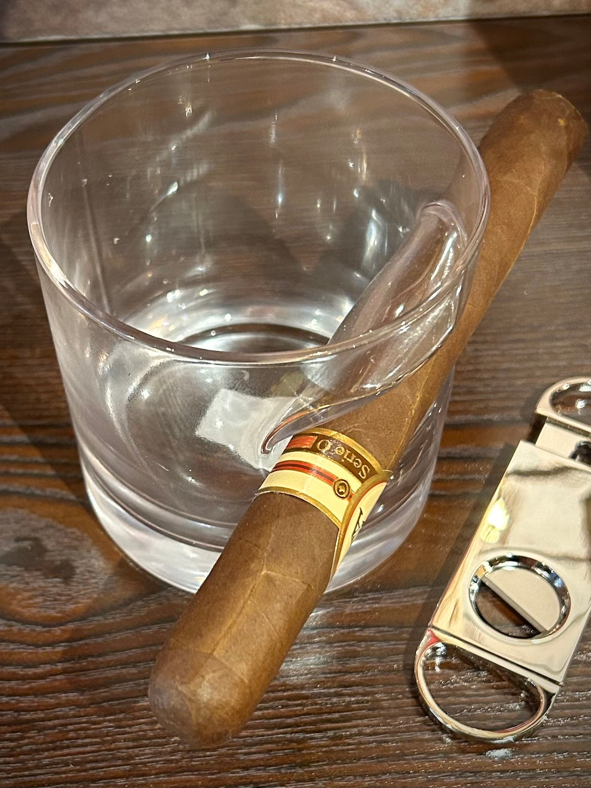 Cigar Holder Whiskey Glass