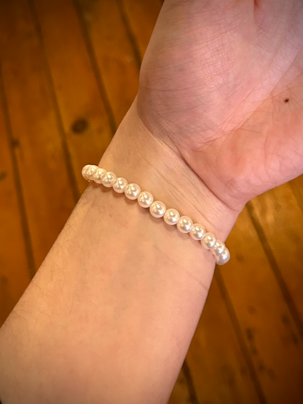 Pearl Curved Gold Bar Stretch Bracelet