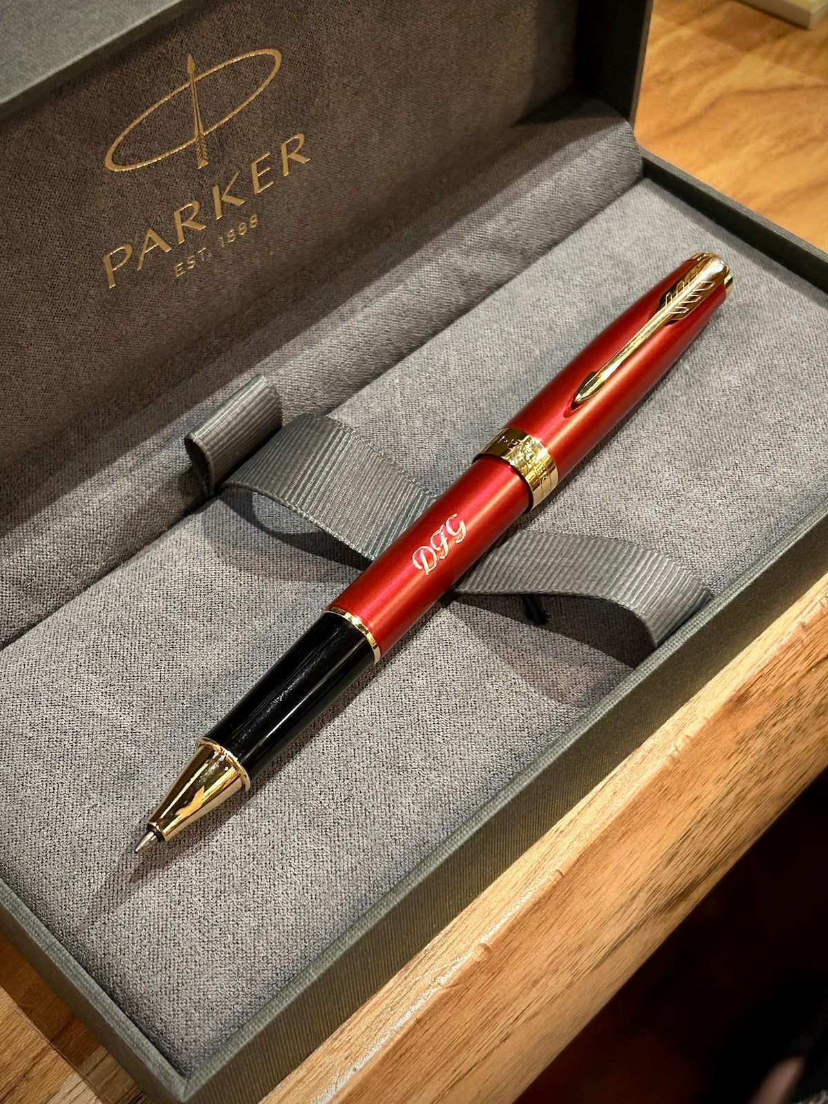 Parker Sonnet Red Lacquer with Gold Trim Rollerball Pen