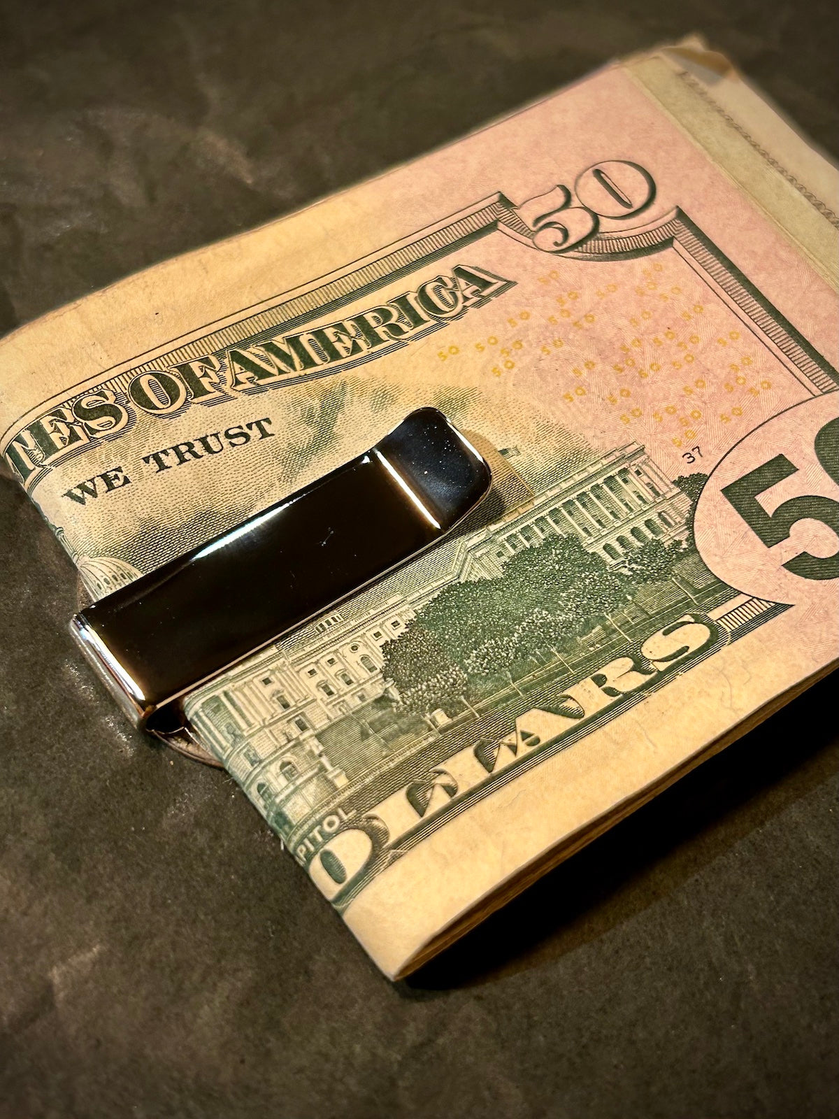 GetUSCart- YBONNE Mens New Slim Wallet with Money Clip Front Pocket RFID  Blocking Bifold Leather Card Holder Minimalist Mini Billfold Gift Box