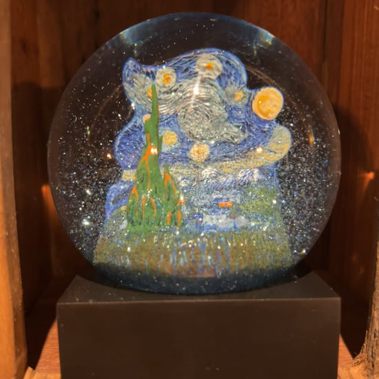 Starry Night Van Gogh Snow Globe – Unforgettable Engraved Gifts