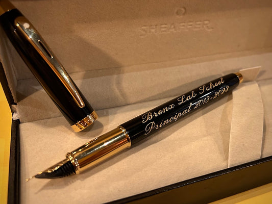 Sheaffer 100 Glossy Black with Gold Trim Fountain Pen
