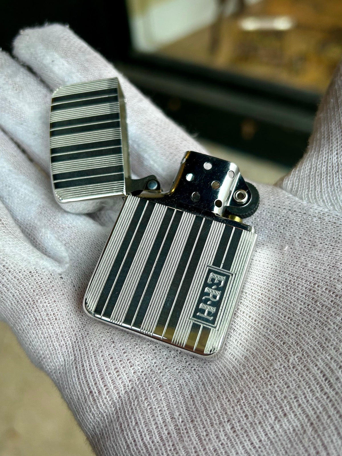 Zippo 1941 Replica High Polish Sterling Silver Windproof Lighter